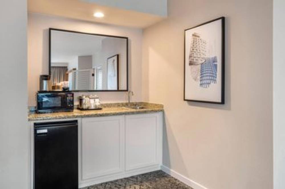 Sheraton Suites Wilmington Downtown 9