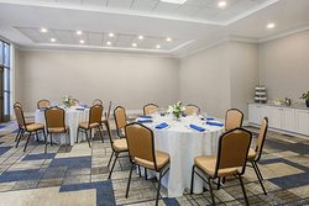 Sheraton Tarrytown Hotel 9