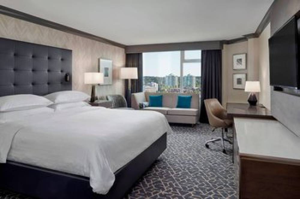 Sheraton Vancouver Guildford Hotel 5