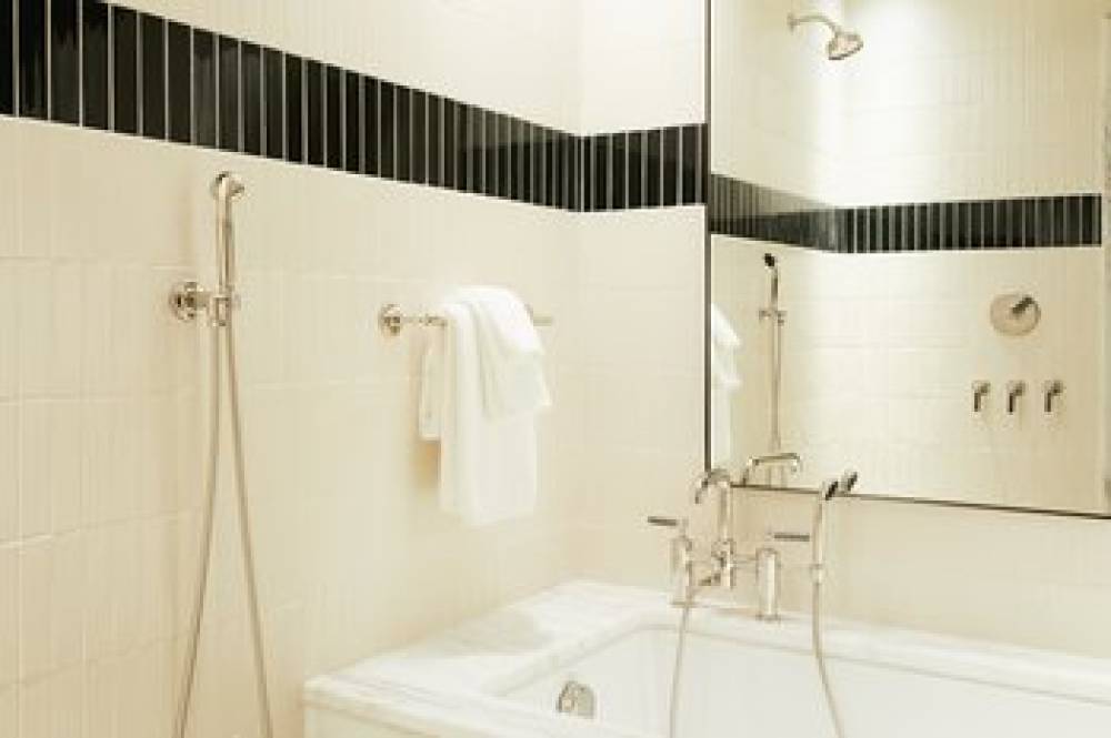 SHINOLA HOTEL 6