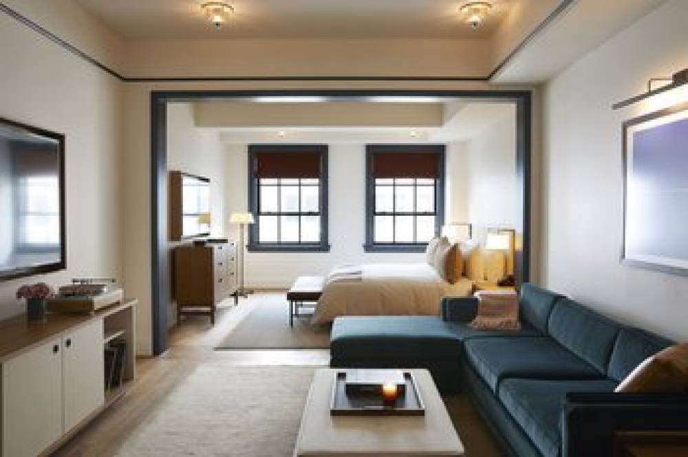 SHINOLA HOTEL 7