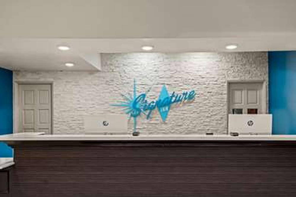 Signature Inn Indio I 10 3