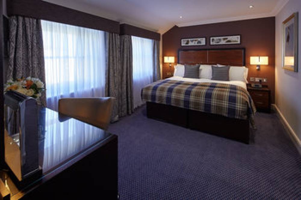 SIR CHRISTOPHER WREN HOTEL 8