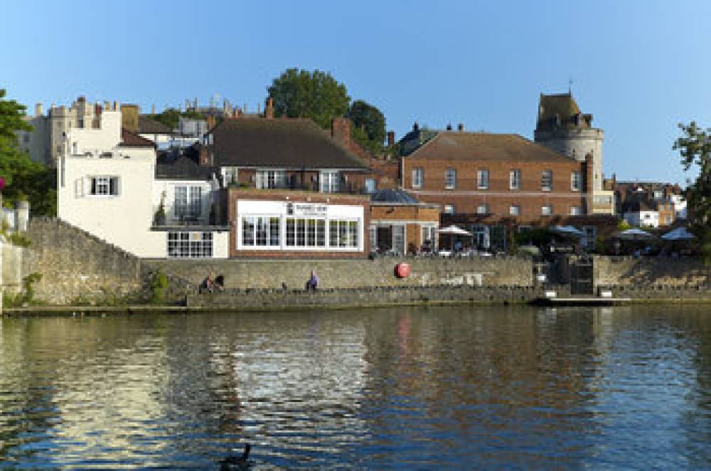 SIR CHRISTOPHER WREN HOTEL 1