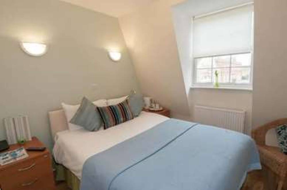 SK BAYLIS HOUSE HOTEL 3
