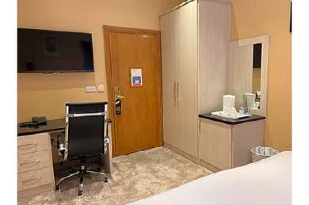 SK BAYLIS HOUSE HOTEL 4