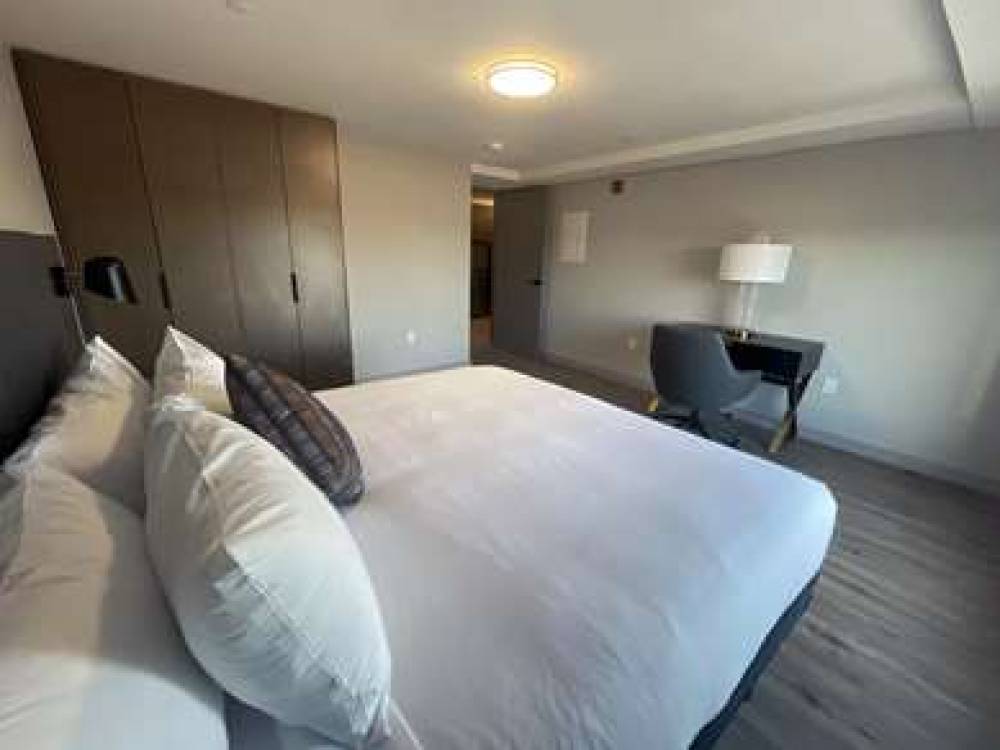 SKYE RESIDENCES 5
