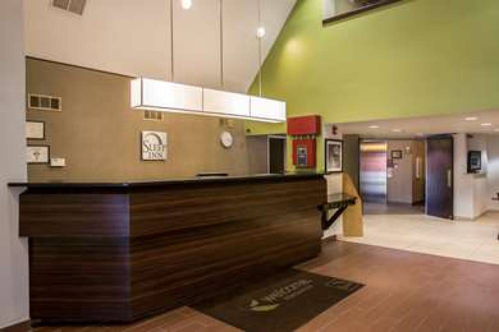 Sleep Inn Airport 2