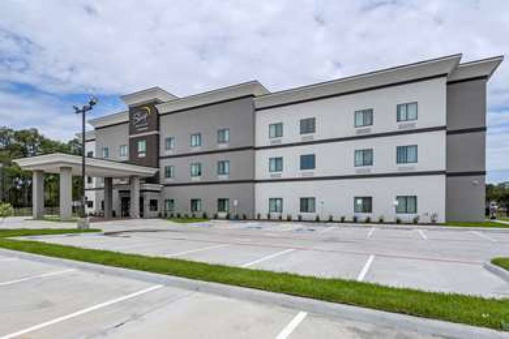 SLEEP INN AND SUITES CROSBY 2