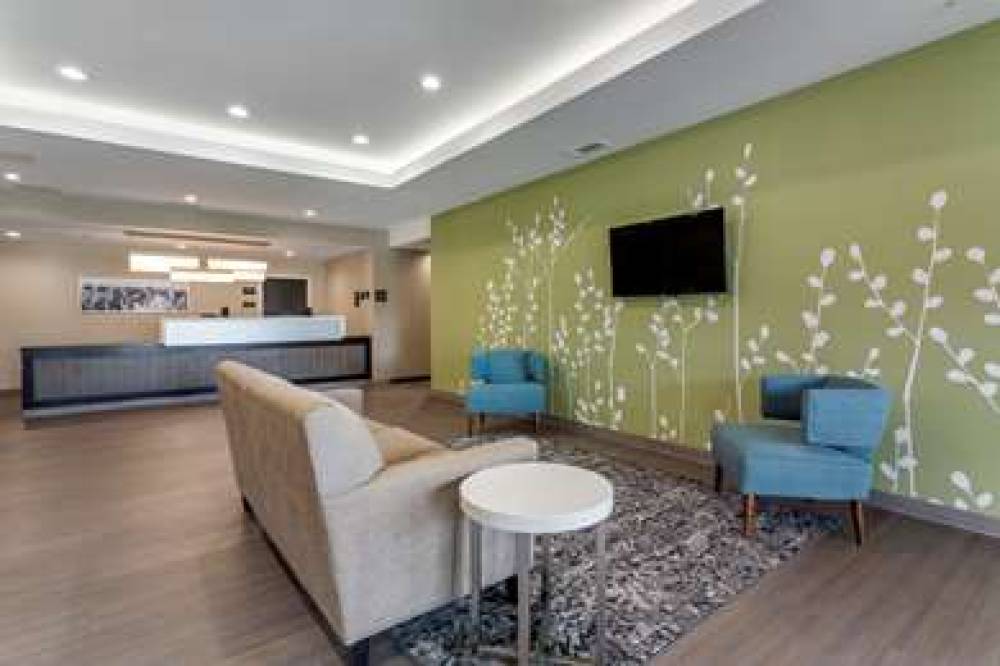 SLEEP INN AND SUITES CROSBY 5