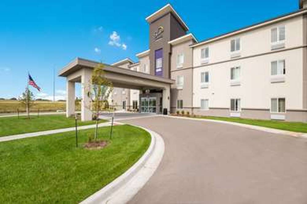 SLEEP INN AND SUITES PARK CITY 3