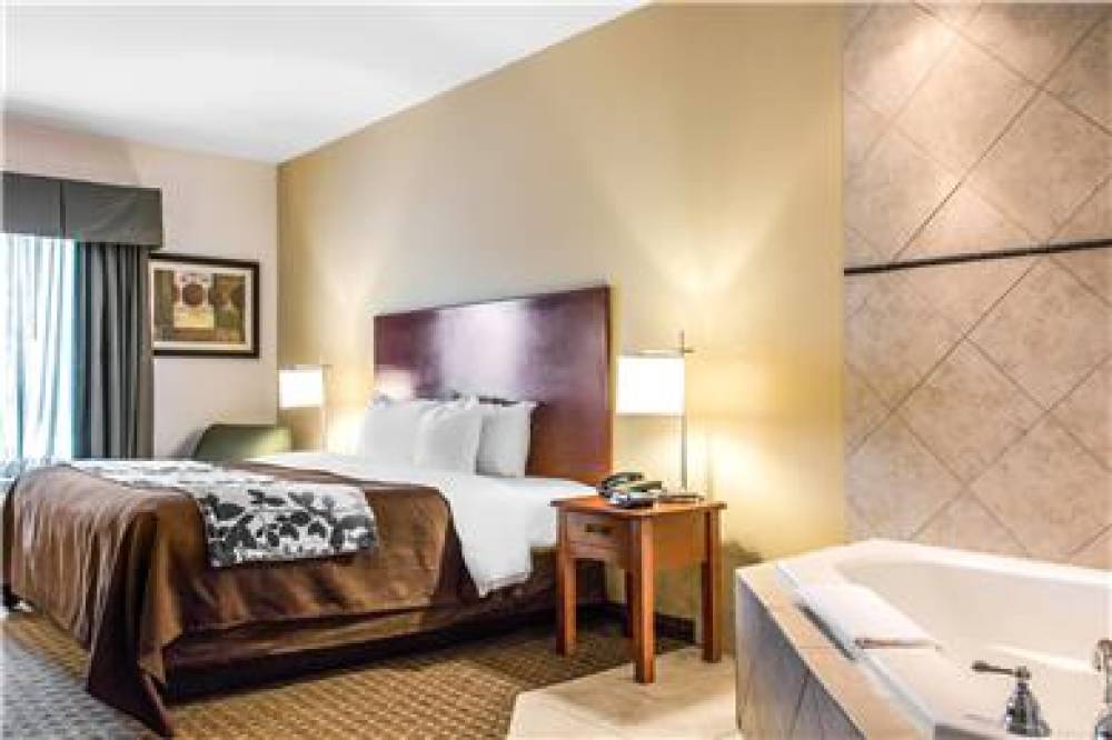 SLEEP INN AND SUITES POOLER - SAVAN 10