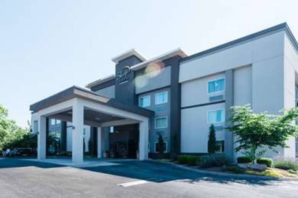SLEEP INN AND SUITES WEST KNOXVILLE 1