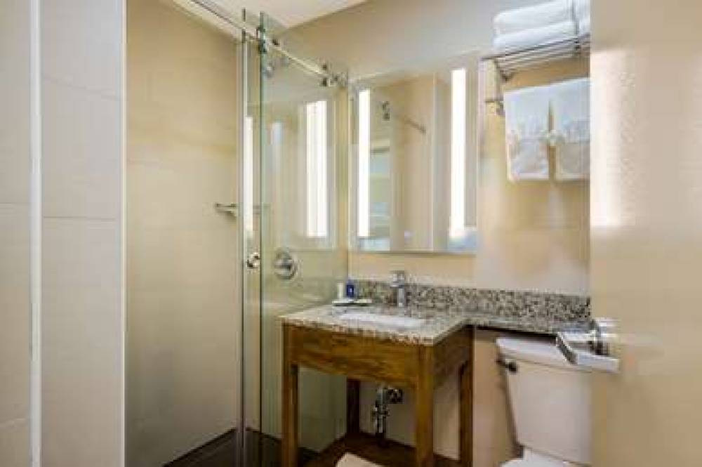 SLEEP INN BRONX 4
