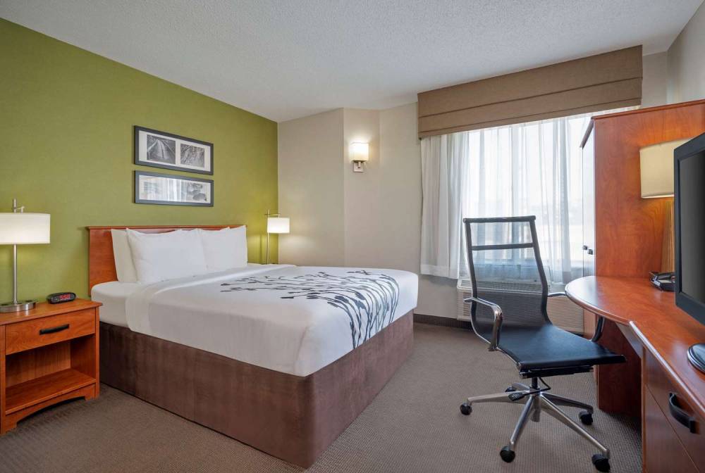 Sleep Inn Midway Airport 10