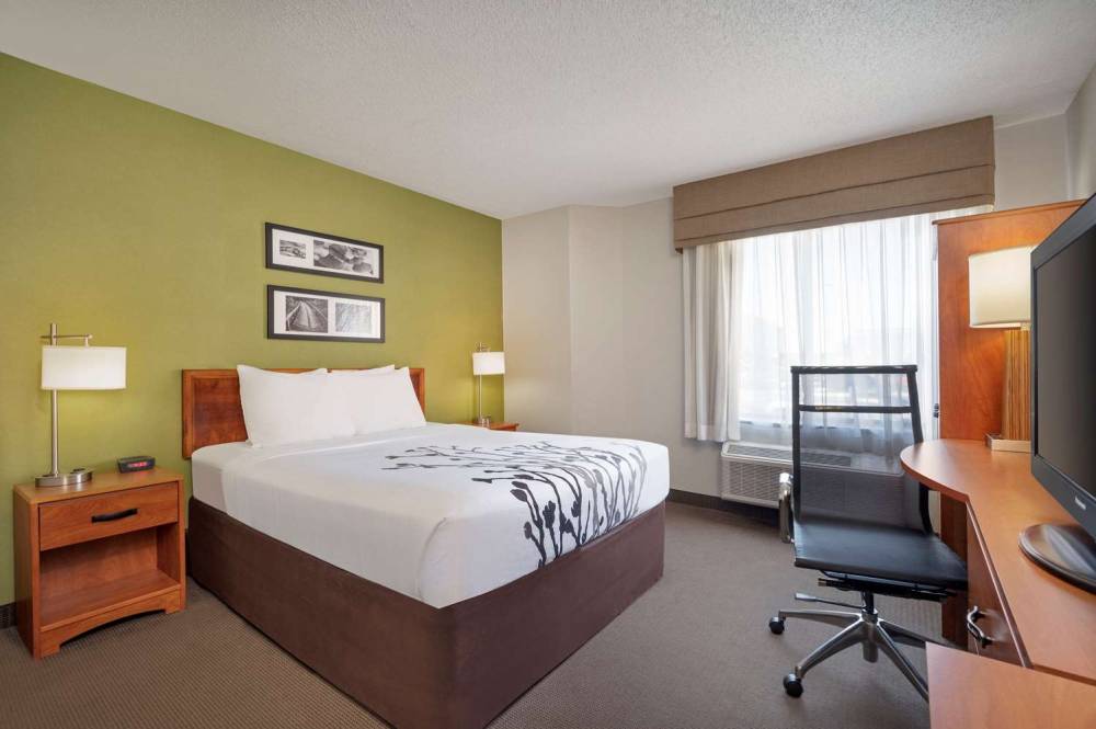Sleep Inn Midway Airport 3