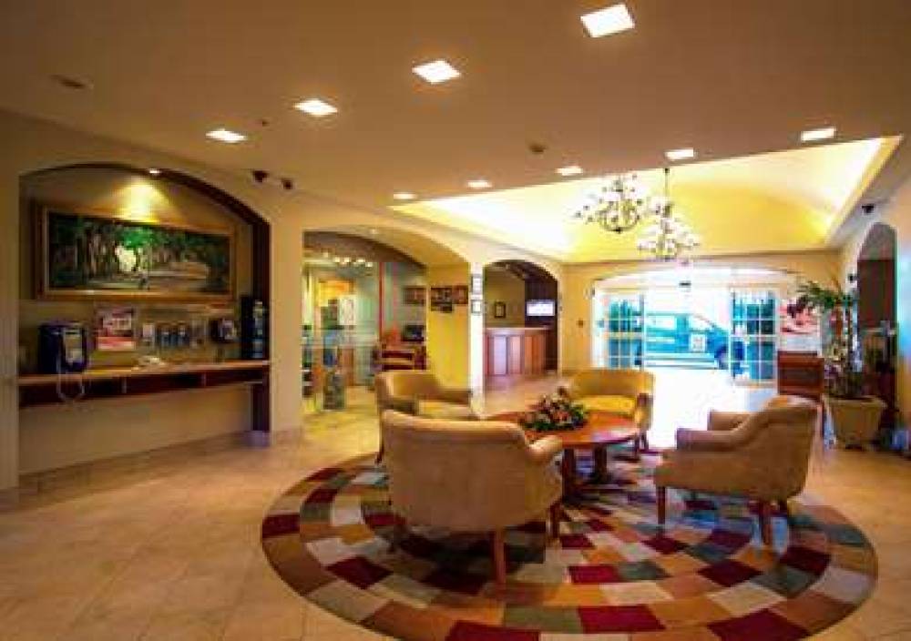 Sleep Inn Paseo Las Damas 3