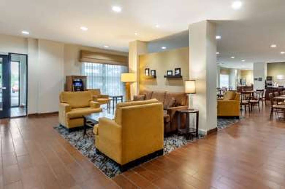 Sleep Inn & Suites Grand Forks Alerus Center 6
