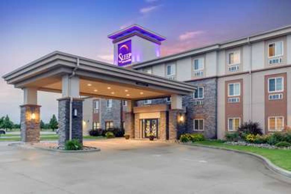 Sleep Inn & Suites Grand Forks Alerus Center 1