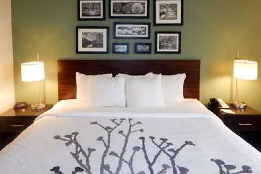 Sleep Inn & Suites Near Liberty Place I-65 8