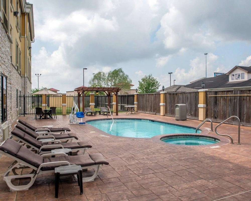Sleep Inn & Suites Pearland - Houston South 4