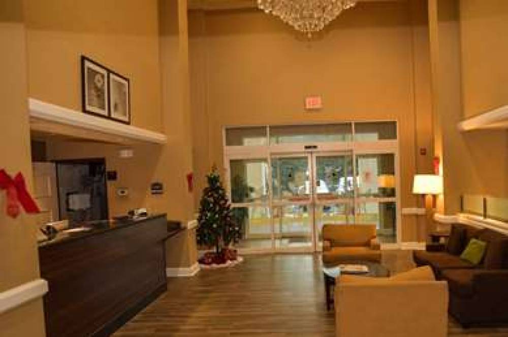 Sleep Inn & Suites 4