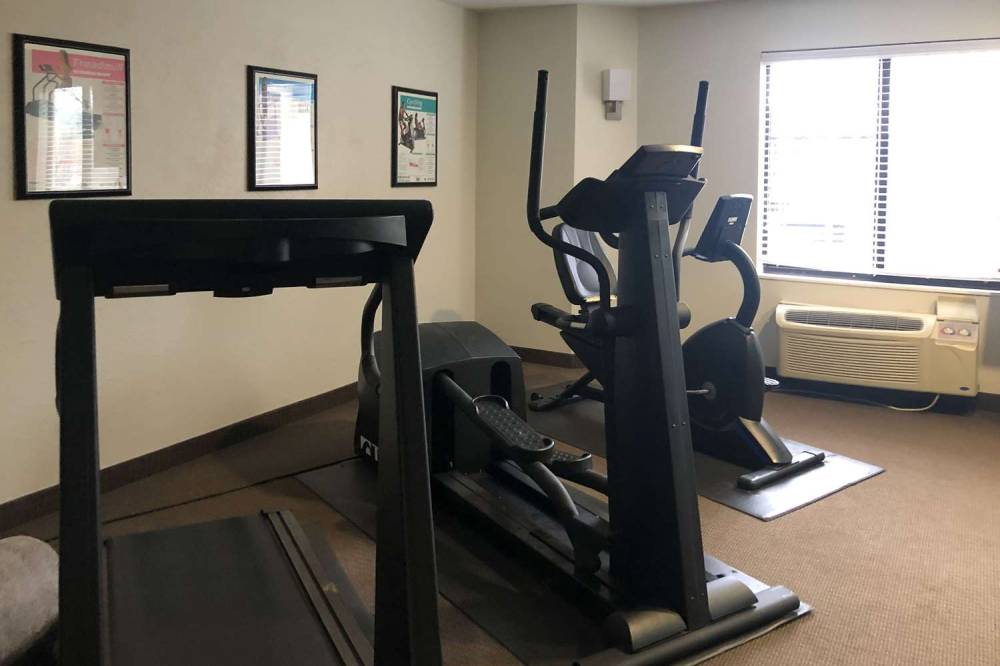 Sleep Inn & Suites 6