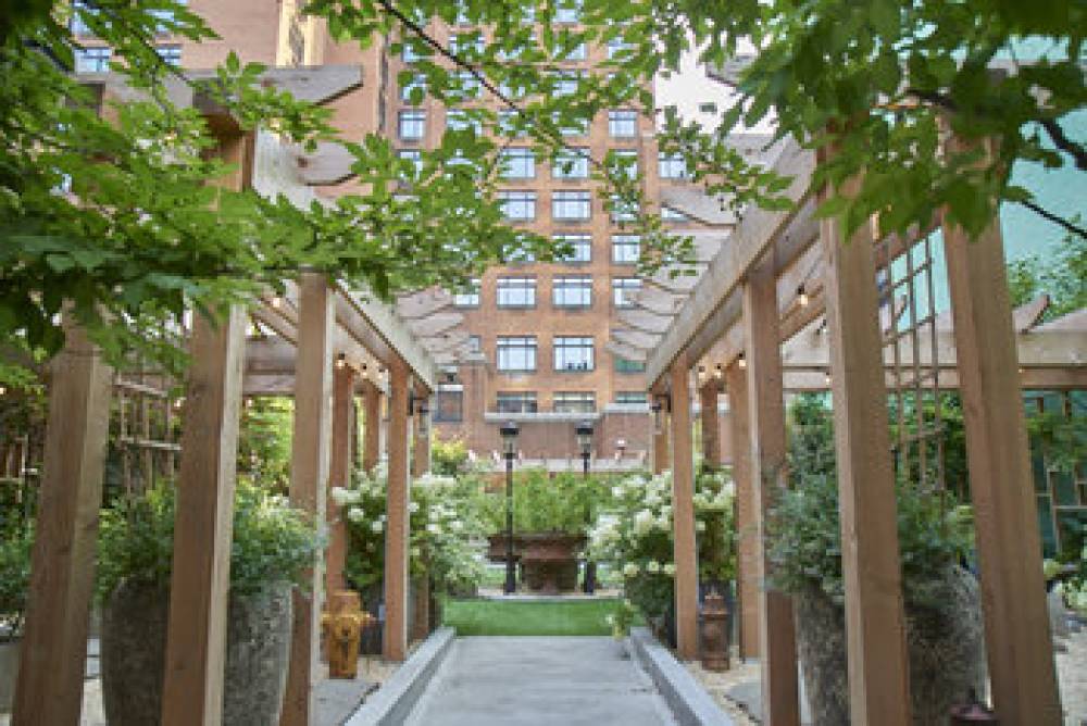 SOHO GRAND HOTEL 4