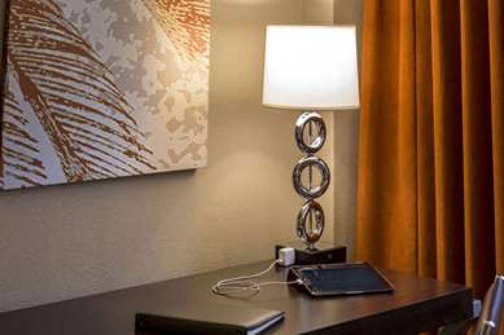 SONESTA MIAMI AIRPORT 9