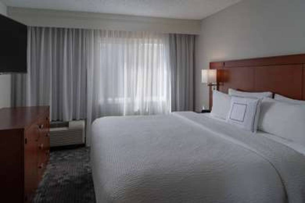 SONESTA SELECT CHATTANOOGA AT 8