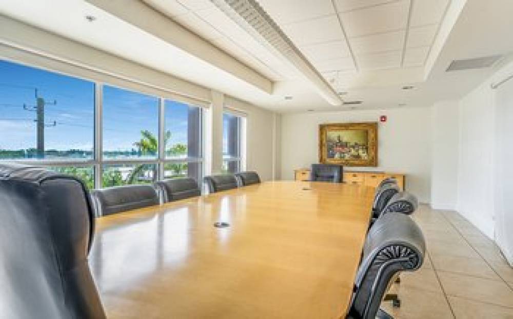 South River Suites Hotel 7