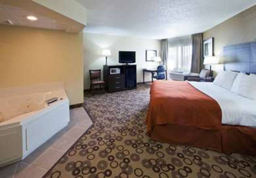 SPARK BY HILTON CEDAR FALLS 3