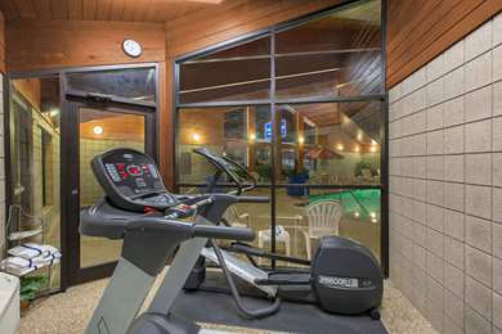 SPARK BY HILTON CEDAR FALLS 4