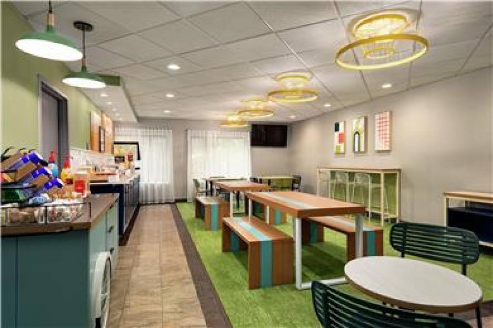 SPARK BY HILTON WOBURN BOSTON 8