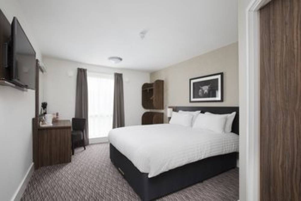 SPRING RIVER MARSTONS INNS 4