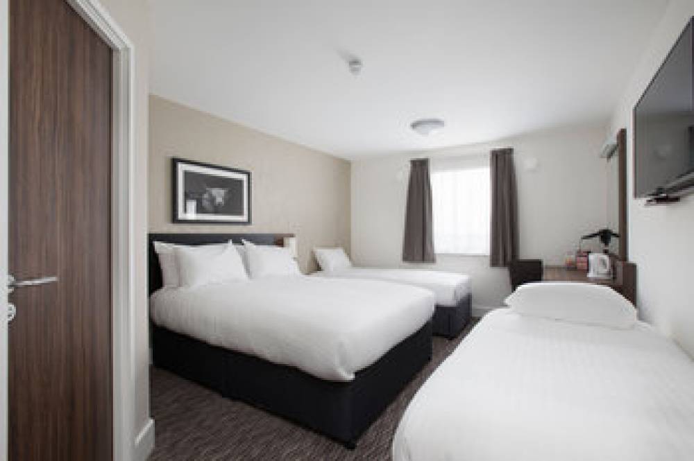 SPRING RIVER MARSTONS INNS 9