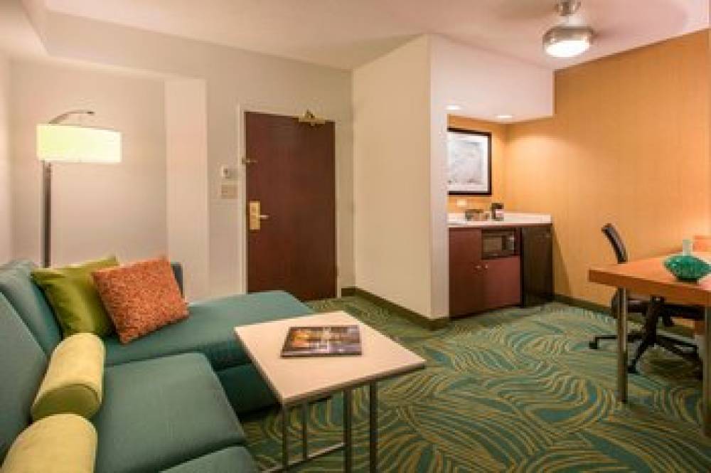 THE BEACON CHARLOTTE AIRPORT BY IHG 8