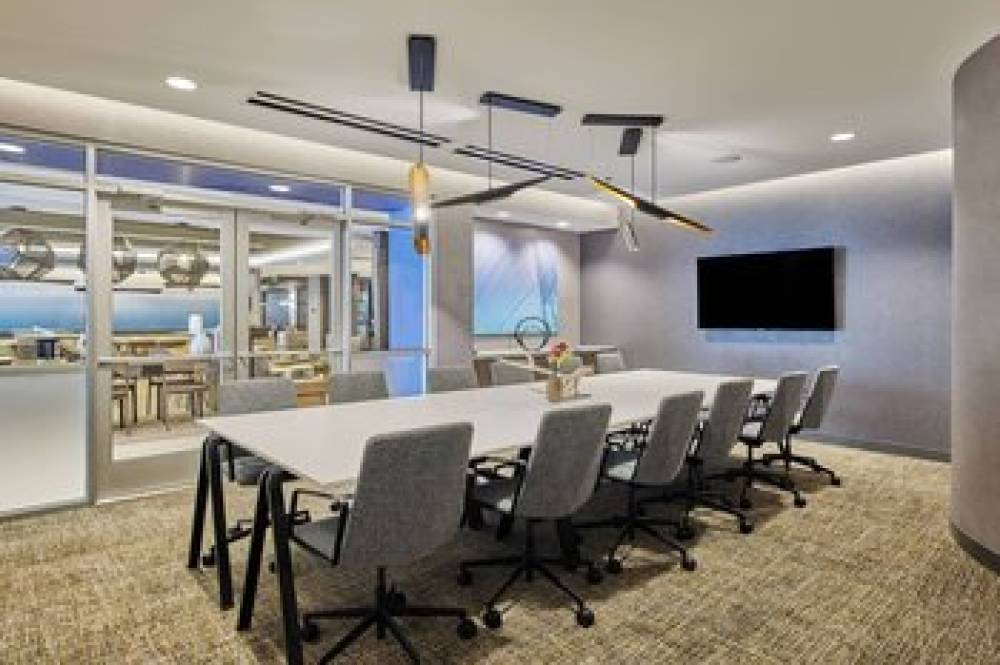 SpringHill Suites By Marriott Chicago Chinatown 5
