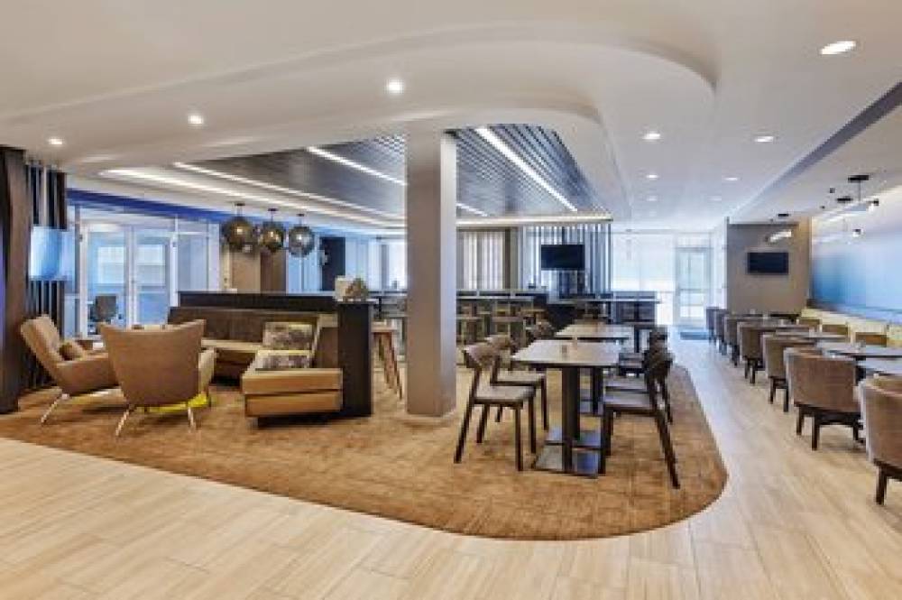 SpringHill Suites By Marriott Chicago Chinatown 9