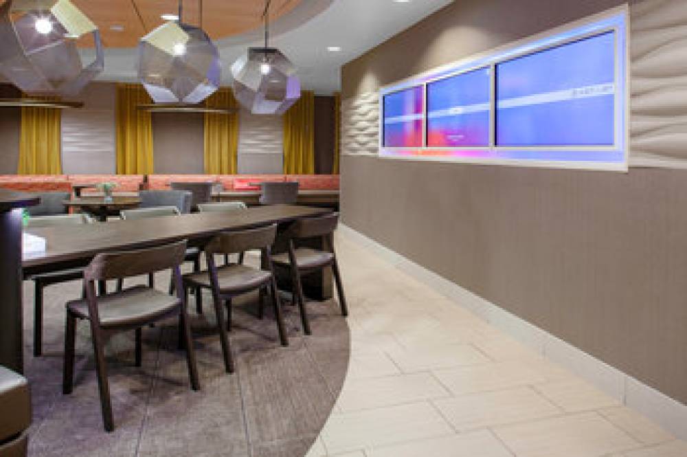 SpringHill Suites By Marriott Cincinnati North-Forest Park 9
