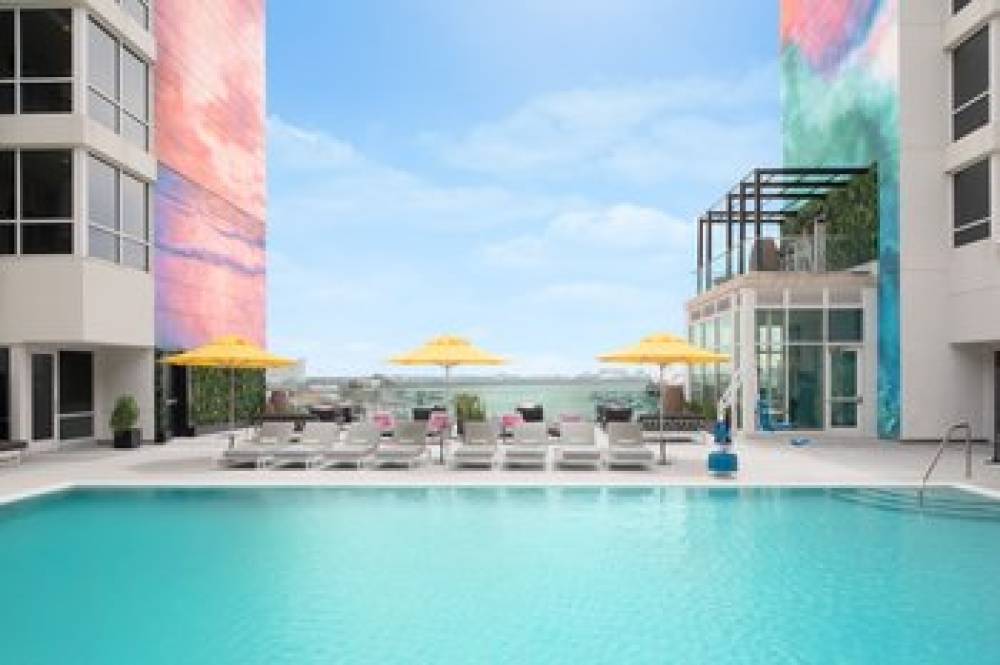 SpringHill Suites By Marriott Clearwater Beach 9