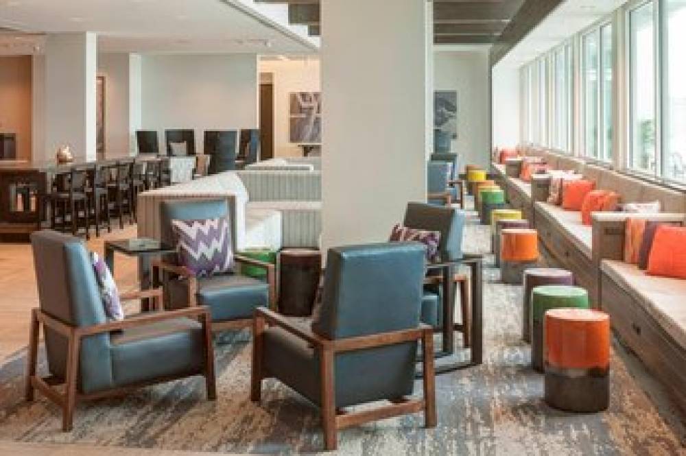 SpringHill Suites By Marriott Clearwater Beach 4