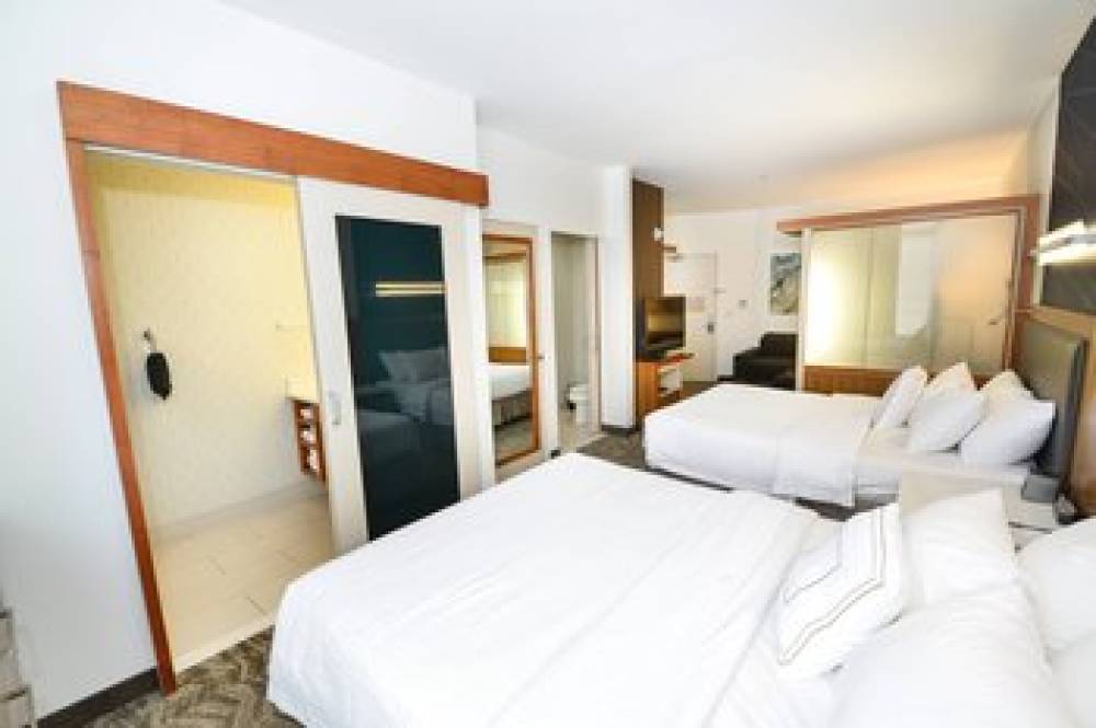 SpringHill Suites By Marriott Grand Forks 8
