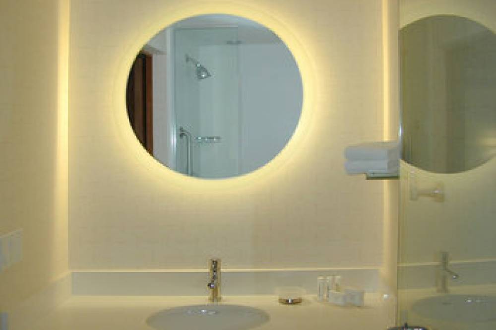 SpringHill Suites By Marriott Las Vegas North Speedway 8