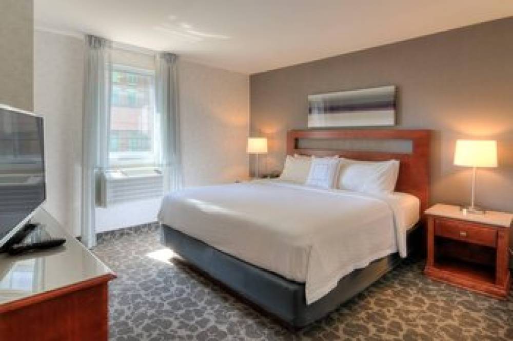 SpringHill Suites By Marriott Old Montreal 9