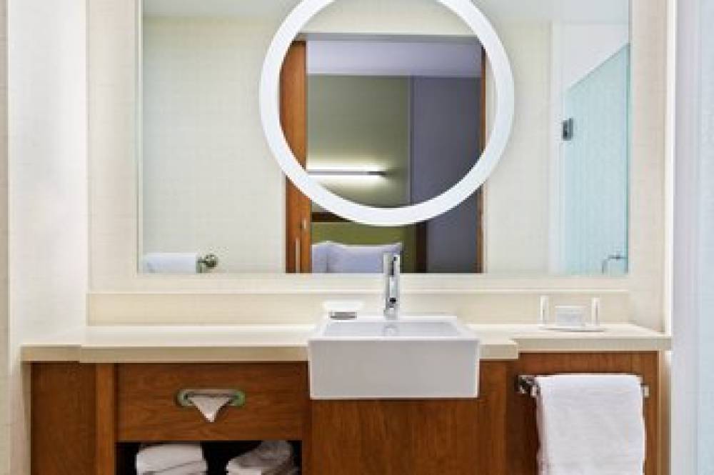 SpringHill Suites By Marriott Pensacola 10
