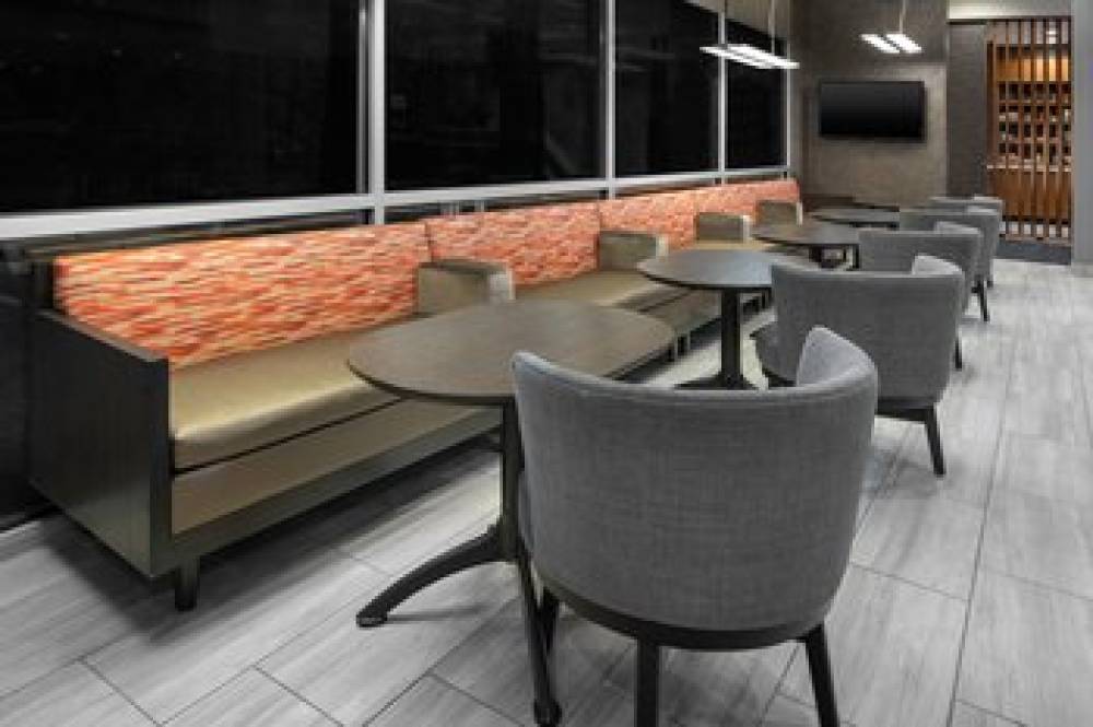 SpringHill Suites By Marriott Raleigh Apex 5