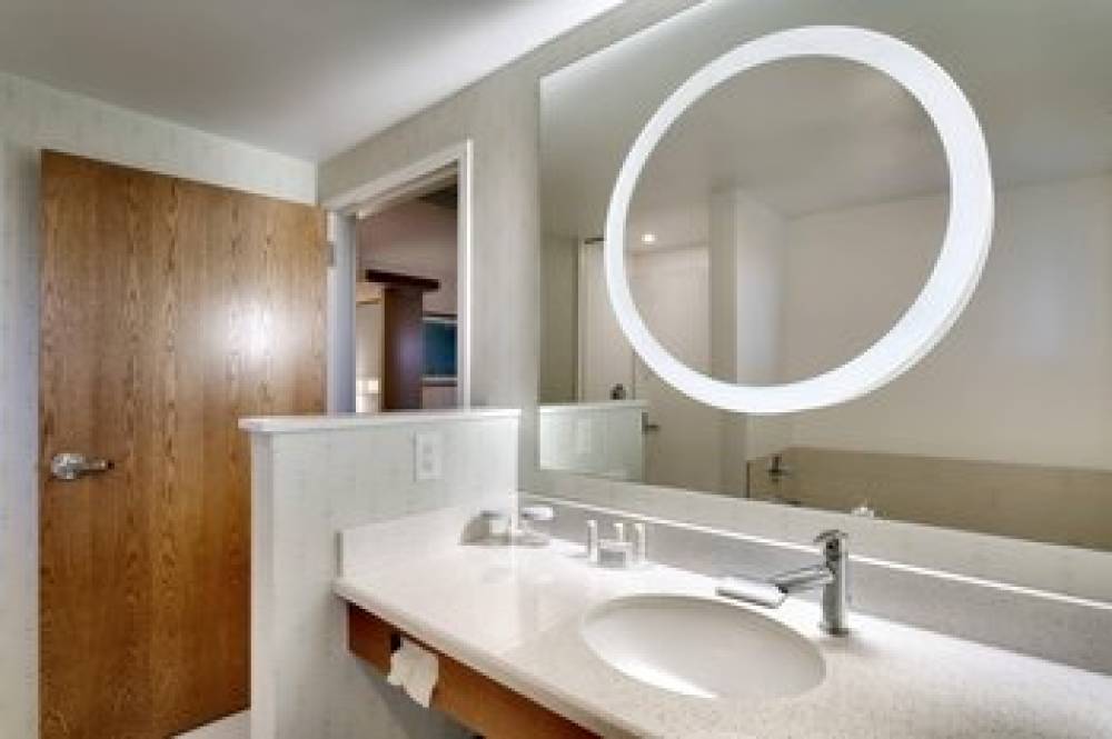 SpringHill Suites By Marriott Rexburg 10
