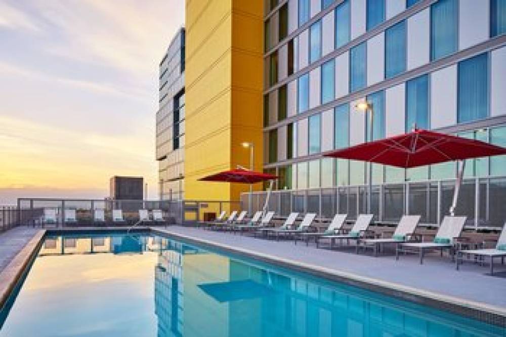SpringHill Suites By Marriott San Diego Downtown Bayfront 9