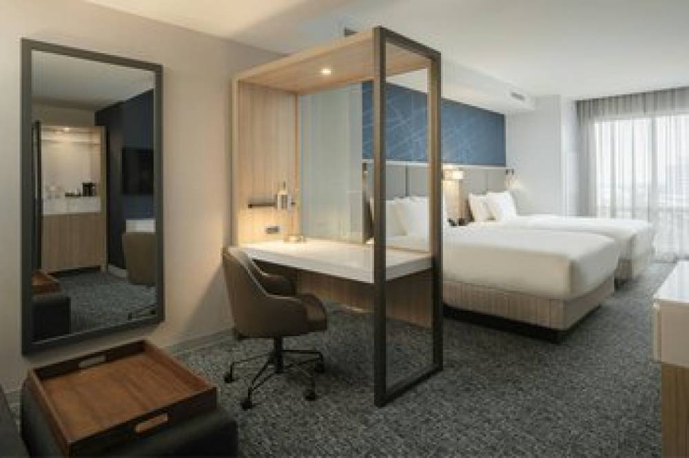 SpringHill Suites By Marriott Tampa Downtown 9